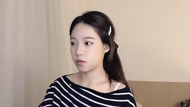 Meng 777 online show from October 25, 12:17 pm