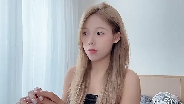 Meng 777 online show from April 18, 7:54 am