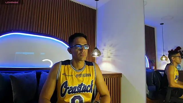 JacobDraven online show from November 7, 3:44 am