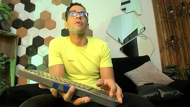 JacobDraven online show from March 8, 7:39 pm