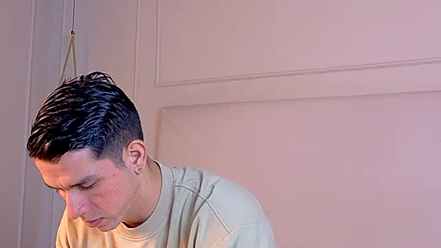 ZaneDawson online show from October 21, 3:39 am