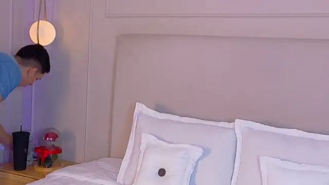 ZaneDawson online show from November 6, 3:43 am