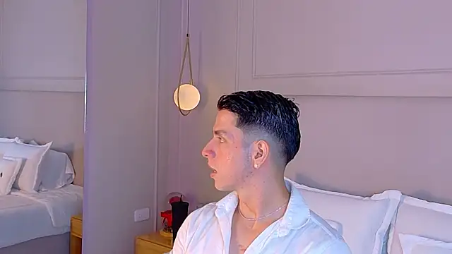 ZaneDawson online show from November 9, 3:32 am