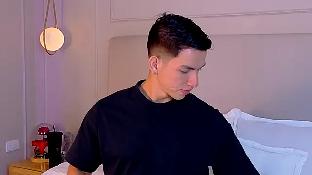 ZaneDawson online show from November 12, 3:43 am