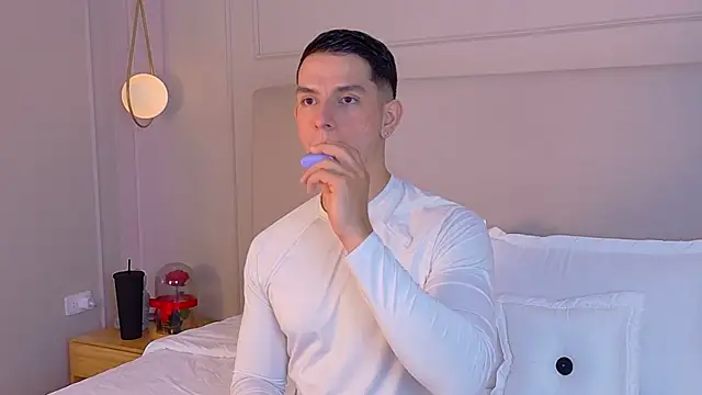 ZaneDawson online show from November 8, 4:05 am