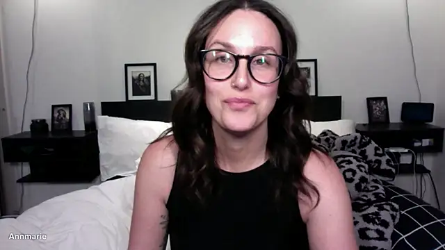 annmarieferrara online show from February 6, 3:35 am