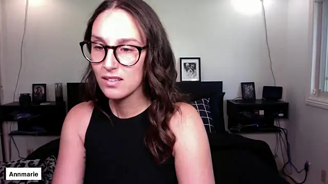 annmarieferrara online show from November 17, 4:44 pm