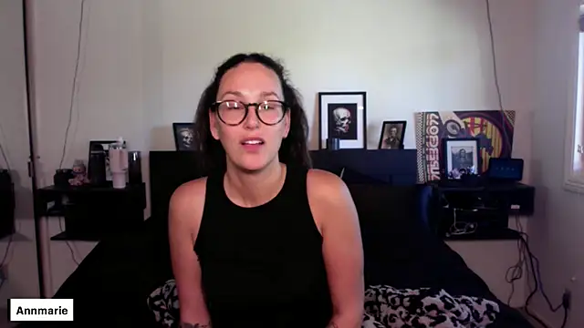 annmarieferrara online show from October 17, 4:09 pm