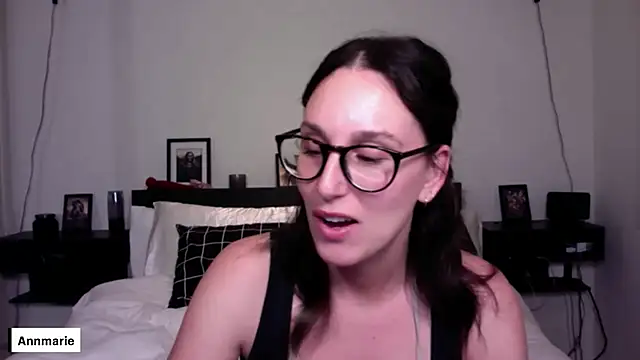 annmarieferrara online show from February 4, 3:45 am