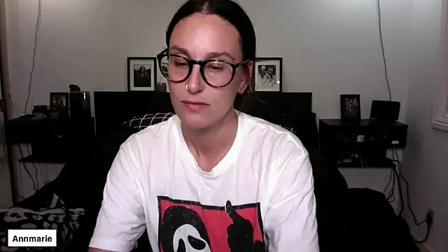 annmarieferrara online show from October 31, 2:41 am