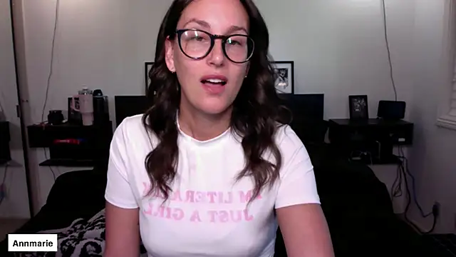 annmarieferrara online show from October 24, 4:17 pm