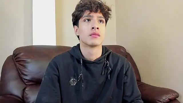 Snapshot of Xam_Collen chatting on November 10, 2:33 pm Xam Collen online show from November 10, 2:33 pm