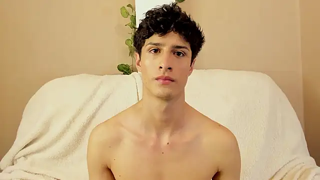 Snapshot of Xam_Collen chatting on March 20, 11:50 pm Xam Collen online show from March 20, 11:50 pm