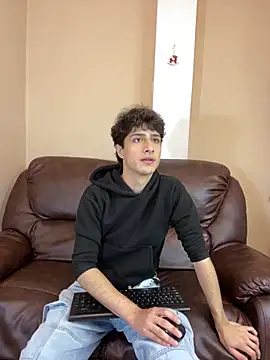 Snapshot of Xam_Collen chatting on December 15, 5:08 pm Xam Collen online show from December 15, 5:08 pm