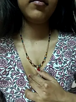 Snapshot of reetika6375 chatting on February 7, 7:22 pm reetika6375 online show from February 7, 7:22 pm