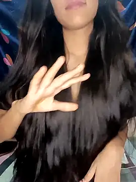 Snapshot of reetika6375 chatting on November 9, 6:34 pm reetika6375 online show from November 9, 6:34 pm