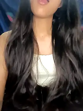 Snapshot of reetika6375 chatting on November 15, 10:25 pm reetika6375 online show from November 15, 10:25 pm