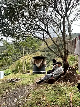 Snapshot of sky-wolves chatting on September 20, 3:39 pm sky-wolves online show from September 20, 3:39 pm