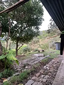 Snapshot of sky-wolves chatting on October 2, 10:57 pm sky-wolves online show from October 2, 10:57 pm