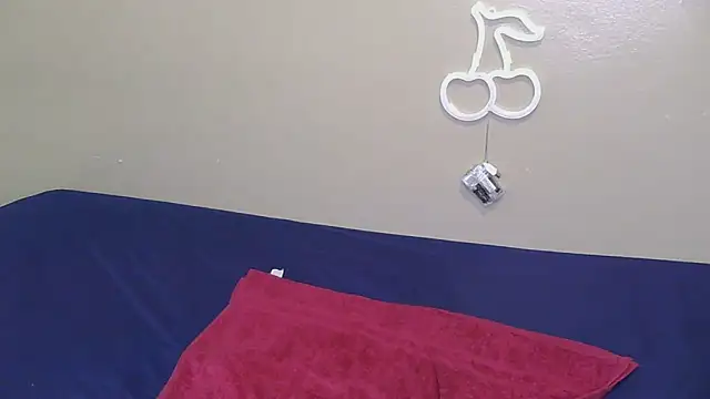 Snapshot of Serafynn chatting on November 6, 12:09 pm Serafynn online show from November 6, 12:09 pm