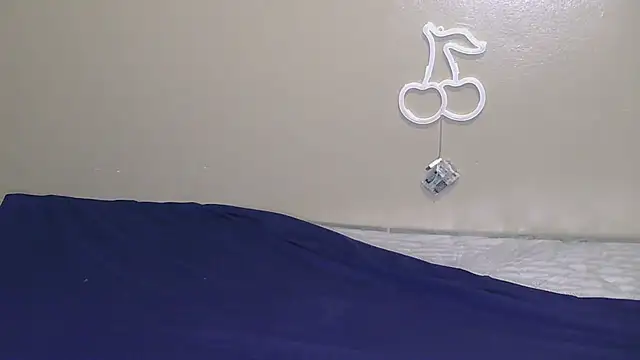 Snapshot of Serafynn chatting on October 28, 6:29 pm Serafynn online show from October 28, 6:29 pm