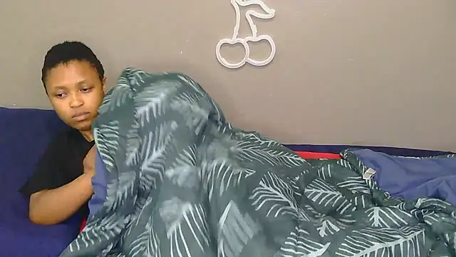 Serafynn online show from January 10, 1:56 am