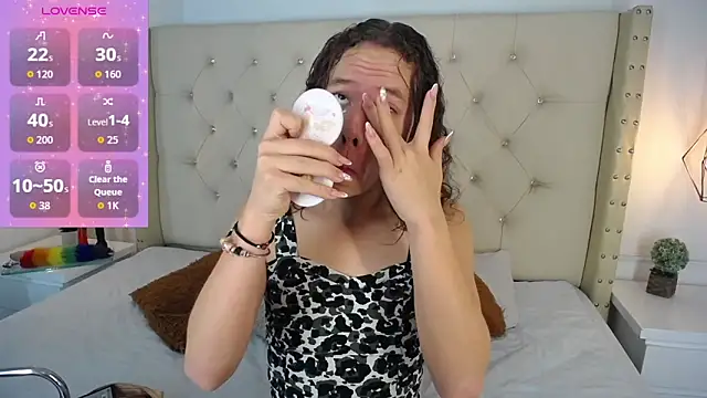 bycandy  online show from November 10, 12:21 pm