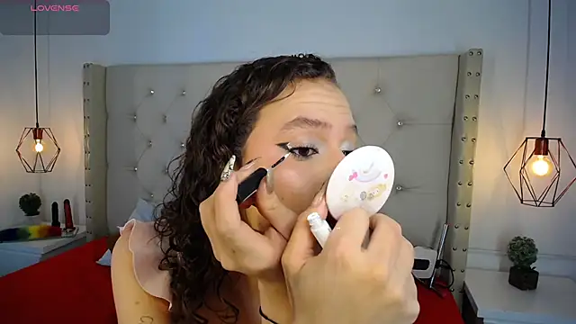 bycandy  online show from December 17, 2:00 pm