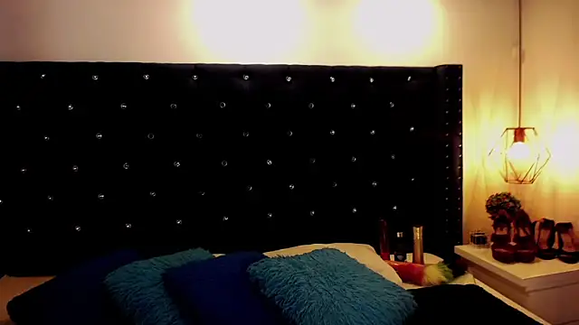 bycandy  online show from October 9, 2:39 pm