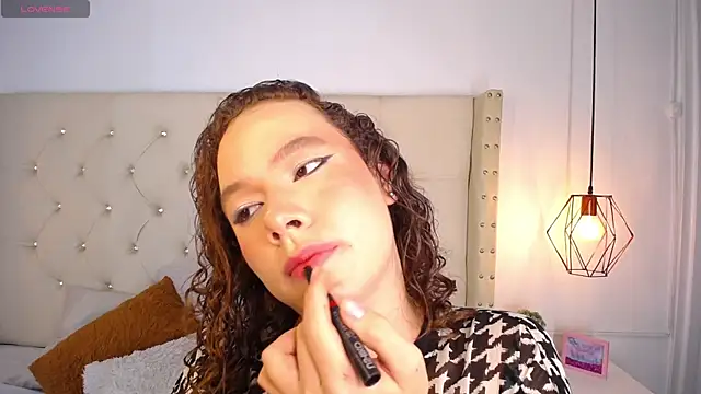 bycandy  online show from January 18, 1:25 pm