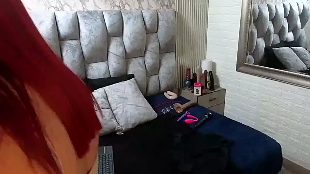 sofiagutierrez   online show from January 10, 3:35 am