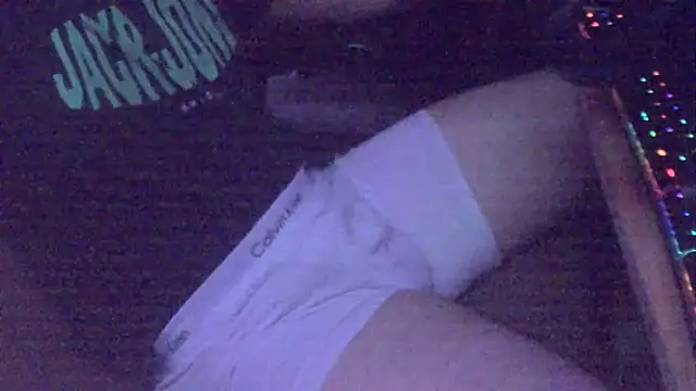 xderox318 online show from November 16, 10:13 pm