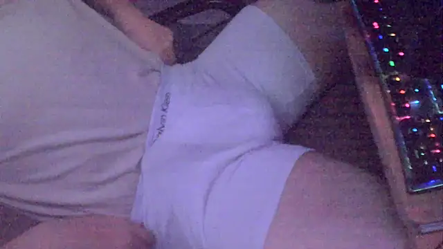 xderox318 online show from November 19, 10:32 pm