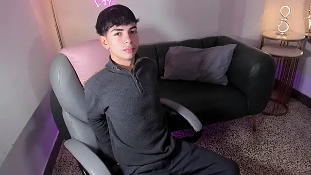 Peter chase online show from November 26, 6:30 pm