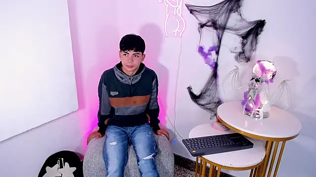 Peter chase online show from October 22, 7:46 pm