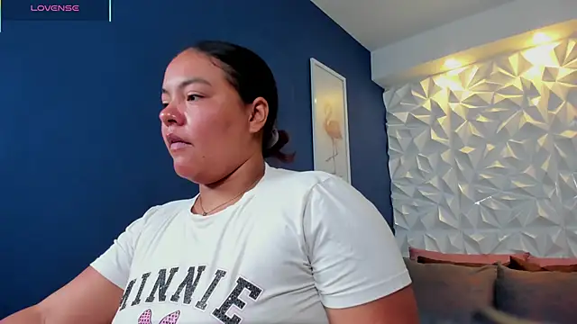 freya cole  online show from November 6, 12:42 pm