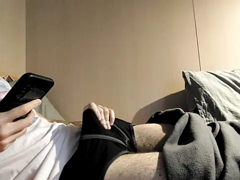 Snapshot of Young_StallioN_ chatting on October 16, 1:08 pm Young StallioN online show from October 16, 1:08 pm