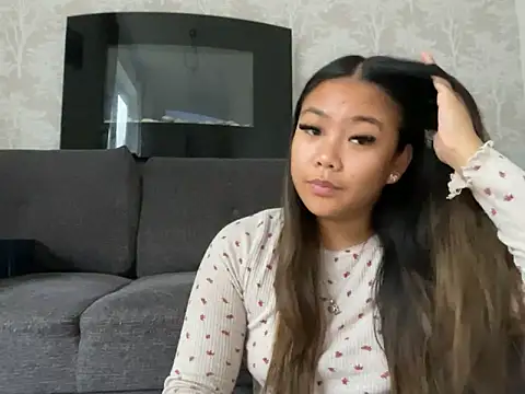 Snapshot of MissCherryyxox chatting on September 28, 7:59 am MissCherryyxox online show from September 28, 7:59 am