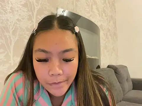 Snapshot of MissCherryyxox chatting on October 7, 7:04 pm MissCherryyxox online show from October 7, 7:04 pm