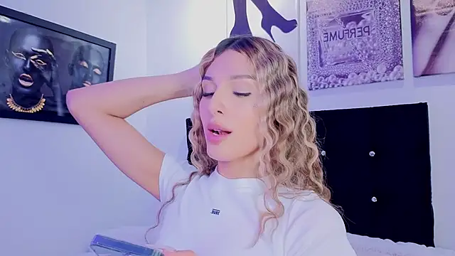 Angel-dragun online show from March 29, 4:03 am