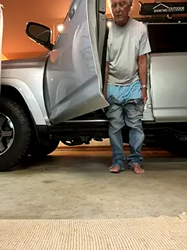 Nataku10 online show from November 5, 9:51 pm