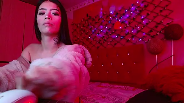 Snapshot of Zoe_kler chatting on November 4, 7:50 pm Zoe kler online show from November 4, 7:50 pm