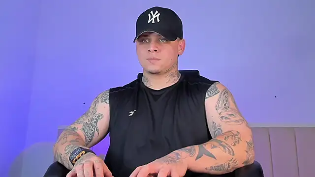 denis munera online show from November 25, 4:35 am