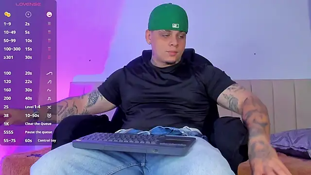 denis munera online show from September 24, 10:33 am