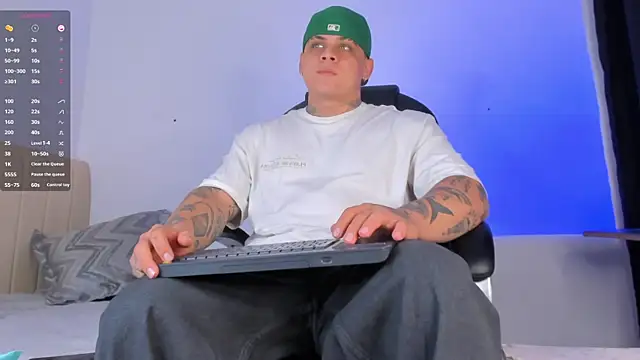 denis munera online show from October 24, 10:47 am