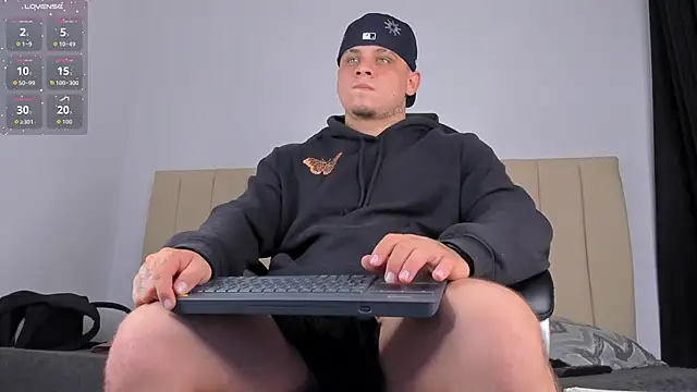 denis munera online show from March 26, 11:41 am