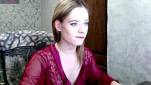 Snapshot of Kate__Loves chatting on November 24, 7:14 pm Kate Loves online show from November 24, 7:14 pm