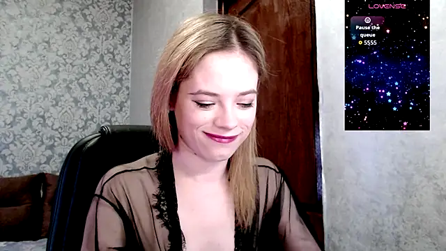 Kate  Loves online show from May 9, 7:06 pm