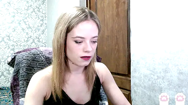 Kate  Loves online show from October 2, 5:38 pm