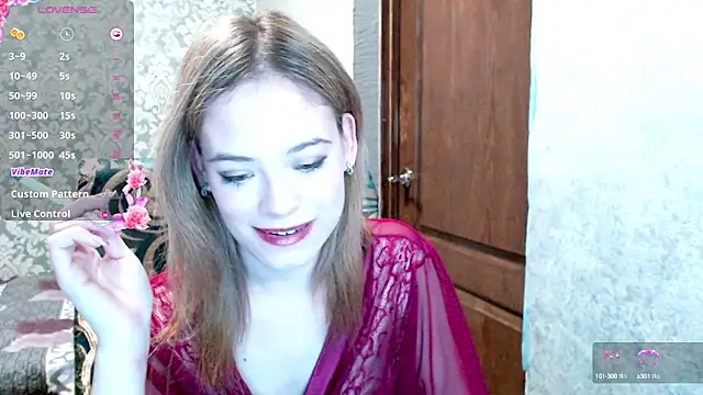 Kate  Loves online show from October 9, 5:46 pm